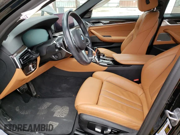 ✅ 2022 BMW 5 Series 540i • VIN: WBA53BJ05NWX46288 • Lot: 70496872. Wystawiony na Copart z przebiegiem Nie podano. Bezpłatny archiwum sprzedaży aukcyjnych z USA i szczegółowy raport historii pojazdu na DreamBid. Zdjęcie 7.