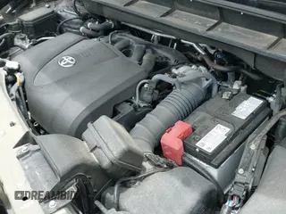 ✅ 2022 Toyota Highlander LE • VIN: 5TDZZRAH0NS140205 • Лот: 42658833. Опубликован ранее на IAAI с пробегом 24 200 миль. Бесплатный доступ к архиву аукционных продаж из США и подробный отчёт об истории автомобиля на DreamBid. Изображение 20.