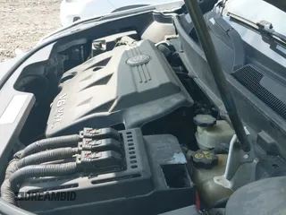 ✅ 2011 Cadillac SRX Performance Collection • VIN: 3GYFNEEYXBS559777 • Lot: 43037250. Wystawiony na IAAI z przebiegiem 177 853 mil. Bezpłatny archiwum sprzedaży aukcyjnych z USA i szczegółowy raport historii pojazdu na DreamBid. Zdjęcie 12.