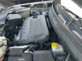 ✅ 2019 Jeep Cherokee Limited • VIN: 1C4PJLDB1KD243756 • Лот: 42678571. Опубликован ранее на IAAI с пробегом 100 194 миль. Бесплатный доступ к архиву аукционных продаж из США и подробный отчёт об истории автомобиля на DreamBid. Изображение 12.