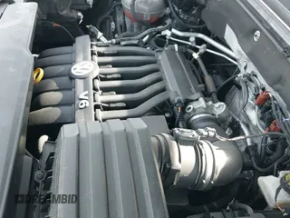 ✅ 2019 Volkswagen Atlas SE • VIN: 1V2LR2CA1KC606796 • Lot: 42321995. Listed on IAAI with 30,073 mi. Free auction sales archive from the USA and detailed vehicle history report at DreamBid. Image 19.