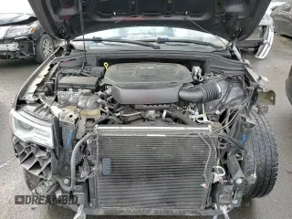 ✅ 2018 Jeep Grand Cherokee Overland • VIN: 1C4RJFCG4JC309597 • Lot: 91555105. Wystawiony na Copart z przebiegiem 100 224 mil. Bezpłatny archiwum sprzedaży aukcyjnych z USA i szczegółowy raport historii pojazdu na DreamBid. Zdjęcie 15.