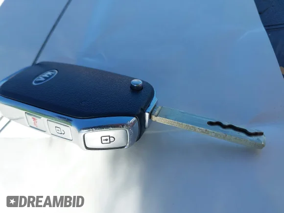 ✅ 2021 Kia Seltos LX • VIN: KNDEPCAA7M7049168 • Лот: 42310603. Опубліковано раніше на IAAI з пробігом 68 150 миль. Безкоштовний доступ до архіву аукціонних продажів зі США та докладний звіт про історію автомобіля на DreamBid. Зображення 11.