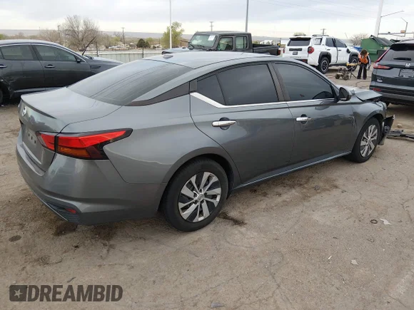 ✅ 2019 Nissan Altima S • VIN: 1N4BL4BV7KN324882 • Lot: 44565006. Wystawiony na IAAI z przebiegiem 116 720 mil. Bezpłatny archiwum sprzedaży aukcyjnych z USA i szczegółowy raport historii pojazdu na DreamBid. Zdjęcie 4.