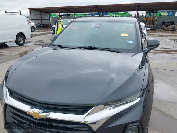 ✅ 2022 Chevrolet Blazer LT • VIN: 3GNKBCR40NS212396 • Лот: 42198210. Опубліковано раніше на IAAI з пробігом 65 993 миль. Безкоштовний доступ до архіву аукціонних продажів зі США та докладний звіт про історію автомобіля на DreamBid. Зображення 6.