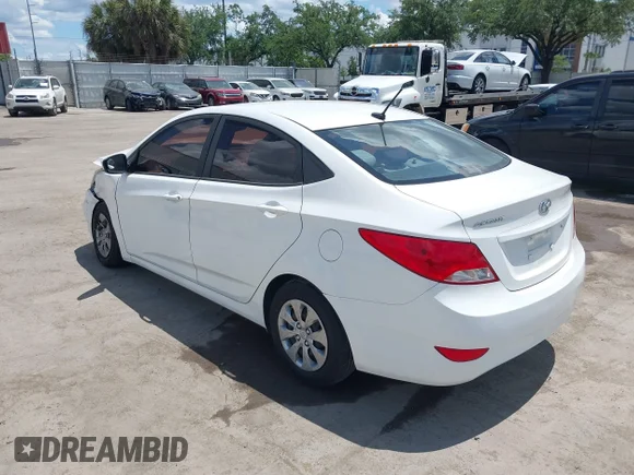 ✅ 2017 Hyundai Accent SE • VIN: KMHCT4AE1HU375580 • Lot: 44909195. Wystawiony na IAAI z przebiegiem 149 034 mil. Bezpłatny archiwum sprzedaży aukcyjnych z USA i szczegółowy raport historii pojazdu na DreamBid. Zdjęcie 3.
