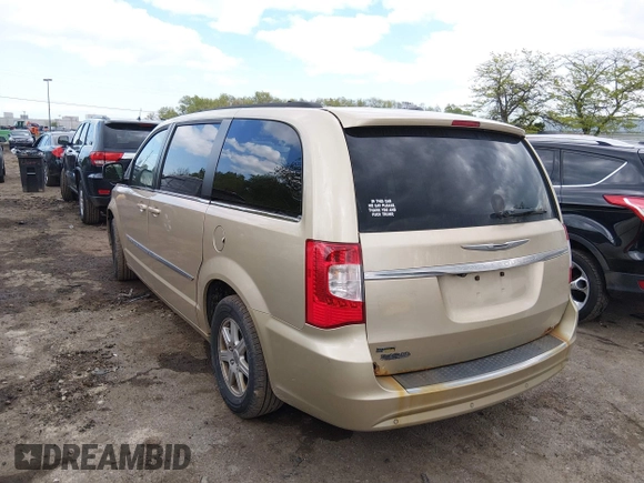 ✅ 2012 Chrysler Town & Country Touring L • VIN: 2C4RC1CGXCR138930 • Lot: 45041369. Wystawiony na IAAI z przebiegiem 292 589 mil. Bezpłatny archiwum sprzedaży aukcyjnych z USA i szczegółowy raport historii pojazdu na DreamBid. Zdjęcie 3.