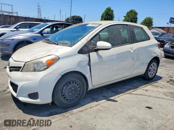 ✅ 2012 Toyota Yaris LE • VIN: JTDJTUD37CD507014 • Лот: 61708736. Опубликован ранее на Copart с пробегом 29 827 миль. Бесплатный доступ к архиву аукционных продаж из США и подробный отчёт об истории автомобиля на DreamBid. Изображение 1.