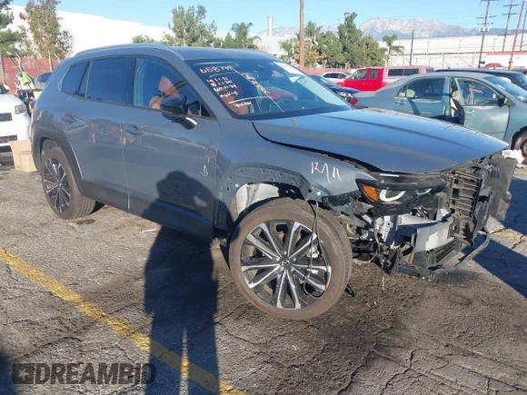 ✅ 2024 Mazda CX-50 Premium Plus • VIN: 7MMVABEY3RN183827 • Lot: 43890438. Listed on IAAI with 23,847 mi. Free auction sales archive from the USA and detailed vehicle history report at DreamBid. Image 1.