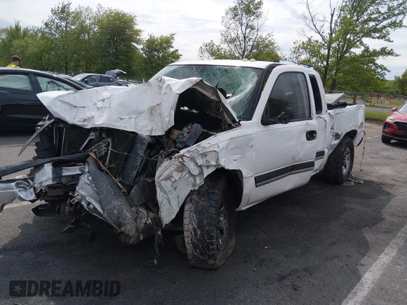 ✅ 2005 Chevrolet Silverado 1500 Z71 • VIN: 1GCEK19B55Z207206 • Лот: 45105210. Опубликован ранее на IAAI с пробегом Не указан. Бесплатный доступ к архиву аукционных продаж из США и подробный отчёт об истории автомобиля на DreamBid. Изображение 2.