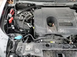 ✅ 2022 Land Rover Defender X-Dynamic SE • VIN: SALE27RU5N2072542 • Lot: 87023704. Wystawiony na Copart z przebiegiem 47 282 mil. Bezpłatny archiwum sprzedaży aukcyjnych z USA i szczegółowy raport historii pojazdu na DreamBid. Zdjęcie 16.