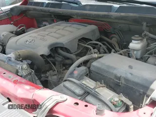 ✅ 2014 Toyota Tundra SR5 • VIN: 5TFEM5F18EX082596 • Lot: 42316992. Listed on IAAI with 142,031 mi. Free auction sales archive from the USA and detailed vehicle history report at DreamBid. Image 19.