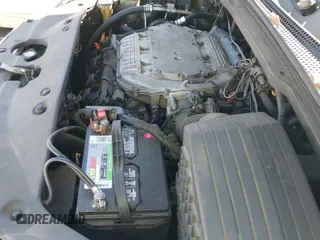 ✅ 2005 Honda Odyssey Touring • VIN: 5FNRL38895B079851 • Lot: 43553172. Wystawiony na IAAI z przebiegiem 317 510 mil. Bezpłatny archiwum sprzedaży aukcyjnych z USA i szczegółowy raport historii pojazdu na DreamBid. Zdjęcie 12.