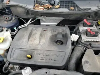 ✅ 2017 Jeep Patriot Latitude • VIN: 1C4NJRFB7HD179495 • Lot: 93616255. Listed on Copart with 132,621 mi. Free auction sales archive from the USA and detailed vehicle history report at DreamBid. Image 14.