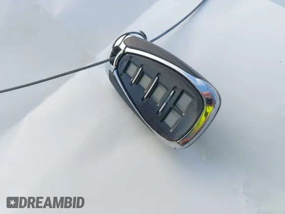 ✅ 2018 Chevrolet Malibu LT • VIN: 1G1ZD5STXJF132397 • Lot: 44185790. Wystawiony na IAAI z przebiegiem 109 487 mil. Bezpłatny archiwum sprzedaży aukcyjnych z USA i szczegółowy raport historii pojazdu na DreamBid. Zdjęcie 11.