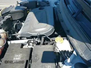 ✅ 2020 Jeep Cherokee Latitude Plus • VIN: 1C4PJMLB9LD594696 • Lot: 42628452. Wystawiony na IAAI z przebiegiem 44 910 mil. Bezpłatny archiwum sprzedaży aukcyjnych z USA i szczegółowy raport historii pojazdu na DreamBid. Zdjęcie 21.