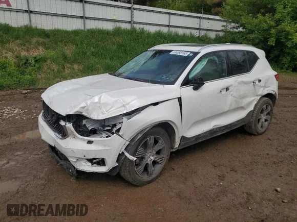 ✅ 2022 Volvo XC40 Inscription • VIN: YV4162UL3N2740413 • Lot: 56568165. Wystawiony na Copart z przebiegiem 50 349 mil. Bezpłatny archiwum sprzedaży aukcyjnych z USA i szczegółowy raport historii pojazdu na DreamBid. Zdjęcie 1.