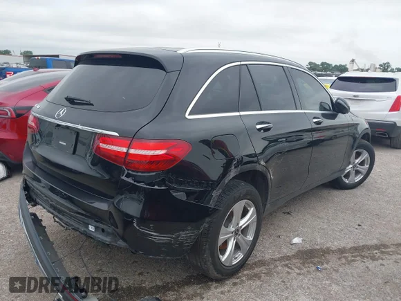✅ 2018 Mercedes-Benz GLC 300 • VIN: WDC0G4JB2JV103776 • Lot: 44903380. Wystawiony na IAAI z przebiegiem 75 857 mil. Bezpłatny archiwum sprzedaży aukcyjnych z USA i szczegółowy raport historii pojazdu na DreamBid. Zdjęcie 4.