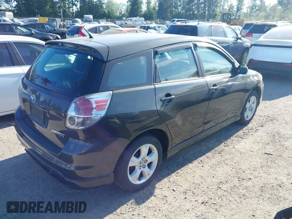 ✅ 2006 Toyota Matrix STD • VIN: 2T1KR30E96C562361 • Lot: 45450552. Wystawiony na IAAI z przebiegiem 299 999 mil. Bezpłatny archiwum sprzedaży aukcyjnych z USA i szczegółowy raport historii pojazdu na DreamBid. Zdjęcie 4.