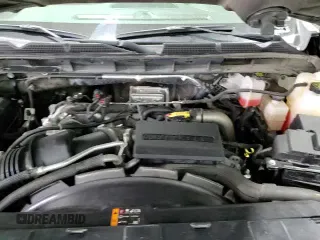 ✅ 2023 GMC Sierra 2500HD SLT • VIN: 1GT49NEY1PF172077 • Lot: 58087195. Wystawiony na Copart z przebiegiem 66 234 mil. Bezpłatny archiwum sprzedaży aukcyjnych z USA i szczegółowy raport historii pojazdu na DreamBid. Zdjęcie 14.