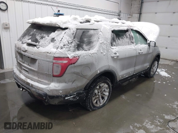✅ 2011 Ford Explorer XLT • VIN: 1FMHK8D87BGA16021 • Lot: 44205222. Wystawiony na IAAI z przebiegiem 219 557 mil. Bezpłatny archiwum sprzedaży aukcyjnych z USA i szczegółowy raport historii pojazdu na DreamBid. Zdjęcie 4.