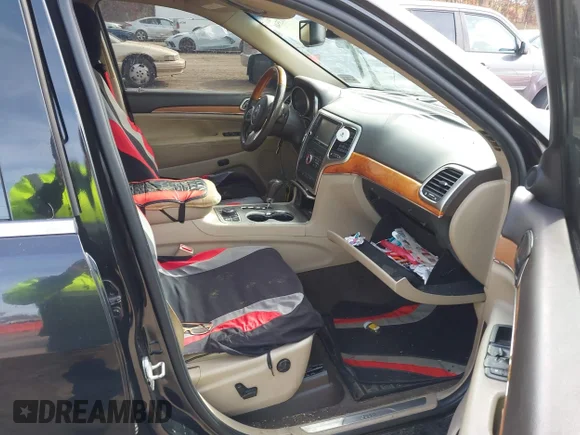 ✅ 2011 Jeep Grand Cherokee Overland • VIN: 1J4RR6GGXBC701952 • Lot: 43613546. Wystawiony na IAAI z przebiegiem 191 267 mil. Bezpłatny archiwum sprzedaży aukcyjnych z USA i szczegółowy raport historii pojazdu na DreamBid. Zdjęcie 5.