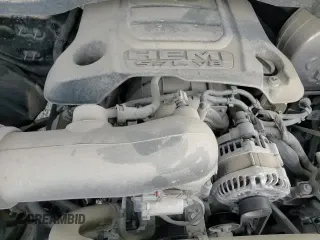 ✅ 2022 Ram 1500 Rebel • VIN: 1C6SRFLT8NN261529 • Lot: 81553675. Wystawiony na Copart z przebiegiem 52 478 mil. Bezpłatny archiwum sprzedaży aukcyjnych z USA i szczegółowy raport historii pojazdu na DreamBid. Zdjęcie 13.