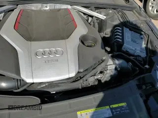 ✅ 2018 Audi S4 Premium Plus • VIN: WAUB4AF40JA111220 • Лот: 83956425. Опубликован ранее на Copart с пробегом 72 039 миль. Бесплатный доступ к архиву аукционных продаж из США и подробный отчёт об истории автомобиля на DreamBid. Изображение 13.
