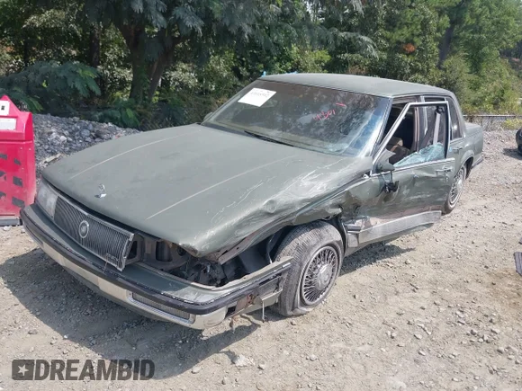 ✅ 1989 Buick Park Avenue • VIN: 1G4CW54C0K1604301 • Lot: 43015592. Wystawiony na IAAI z przebiegiem 173 540 mil. Bezpłatny archiwum sprzedaży aukcyjnych z USA i szczegółowy raport historii pojazdu na DreamBid. Zdjęcie 2.