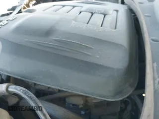 ✅ 2018 Chrysler 300 Touring L • VIN: 2C3CCAAG9JH274949 • Lot: 43570306. Wystawiony na IAAI z przebiegiem 118 487 mil. Bezpłatny archiwum sprzedaży aukcyjnych z USA i szczegółowy raport historii pojazdu na DreamBid. Zdjęcie 19.