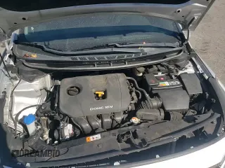 ✅ 2018 Kia Forte LX • VIN: 3KPFK4A79JE230054 • Lot: 82745765. Wystawiony na Copart z przebiegiem 123 519 mil. Bezpłatny archiwum sprzedaży aukcyjnych z USA i szczegółowy raport historii pojazdu na DreamBid. Zdjęcie 15.