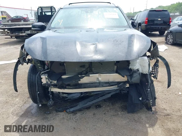 ✅ 2024 Toyota Highlander LE • VIN: 5TDKDRBH2RS554882 • Lot: 42264204. Wystawiony na IAAI z przebiegiem 9 294 mil. Bezpłatny archiwum sprzedaży aukcyjnych z USA i szczegółowy raport historii pojazdu na DreamBid. Zdjęcie 6.