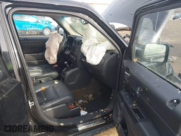 ✅ 2016 Jeep Patriot High Altitude • VIN: 1C4NJRFBXGD701986 • Lot: 44017551. Listed on IAAI with 116,877 mi. Free auction sales archive from the USA and detailed vehicle history report at DreamBid. Image 5.