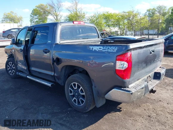 ✅ 2016 Toyota Tundra SR5 • VIN: 5TFDY5F10GX568595 • Lot: 45009252. Wystawiony na IAAI z przebiegiem 222 357 mil. Bezpłatny archiwum sprzedaży aukcyjnych z USA i szczegółowy raport historii pojazdu na DreamBid. Zdjęcie 3.