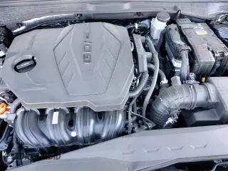 2025 Hyundai Sonata SEL z VIN KMHL64JA6SA498739, wystawiony jako Copart lot #86891305 z przebiegiem 10 996 mil mil oraz Szkoda całkowita • Salvage title. Historia ofert i sprzedaży dostępna na DreamBid. Obrazek 14.