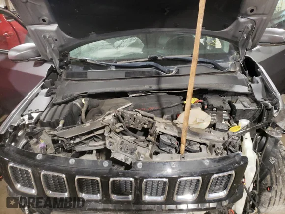 ✅ 2018 Jeep Compass Limited • VIN: 3C4NJDCB6JT175090 • Лот: 65338462. Опубликован ранее на Copart с пробегом Не указан. Бесплатный доступ к архиву аукционных продаж из США и подробный отчёт об истории автомобиля на DreamBid. Изображение 7.