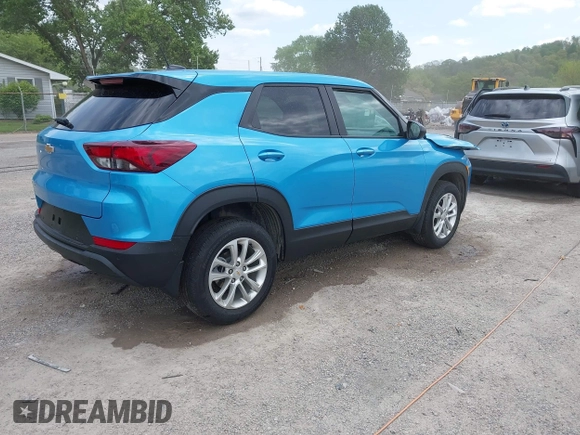 ✅ 2025 Chevrolet TrailBlazer LS • VIN: KL79MMSL0SB064909 • Lot: 45024261. Wystawiony na IAAI z przebiegiem 8 805 mil. Bezpłatny archiwum sprzedaży aukcyjnych z USA i szczegółowy raport historii pojazdu na DreamBid. Zdjęcie 4.
