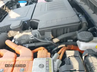 ✅ 2024 Kia Niro LX • VIN: KNDCP3LE9R5171895 • Lot: 43133030. Wystawiony na IAAI z przebiegiem 27 011 mil. Bezpłatny archiwum sprzedaży aukcyjnych z USA i szczegółowy raport historii pojazdu na DreamBid. Zdjęcie 19.