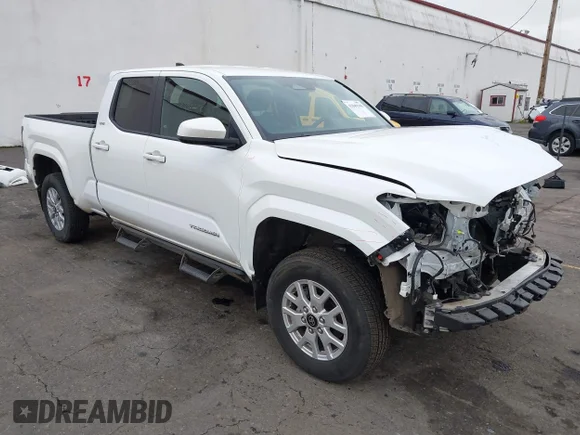 ✅ 2024 Toyota Tacoma TRD Off Road • VIN: 3TMLB5JN6RM005759 • Lot: 43849140. Listed on IAAI with 36,098 mi. Free auction sales archive from the USA and detailed vehicle history report at DreamBid. Image 1.