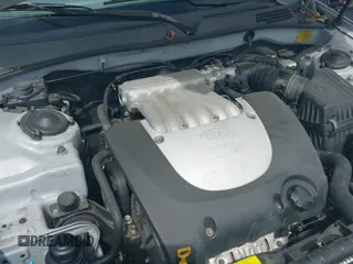 ✅ 2006 Kia Optima LX • VIN: KNAGD128565455110 • Lot: 42820947. Wystawiony na IAAI z przebiegiem 207 278 mil. Bezpłatny archiwum sprzedaży aukcyjnych z USA i szczegółowy raport historii pojazdu na DreamBid. Zdjęcie 19.