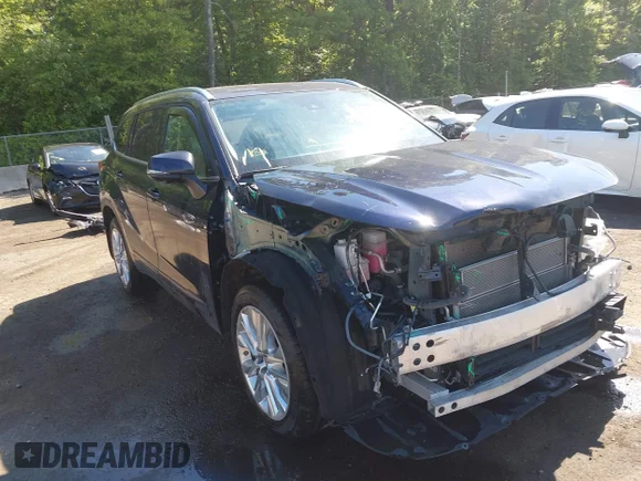 ✅ 2023 Toyota Highlander Hybrid Limited • VIN: 5TDXBRCH4PS581251 • Лот: 45094768. Опубликован ранее на IAAI с пробегом Не указан. Бесплатный доступ к архиву аукционных продаж из США и подробный отчёт об истории автомобиля на DreamBid. Изображение 1.