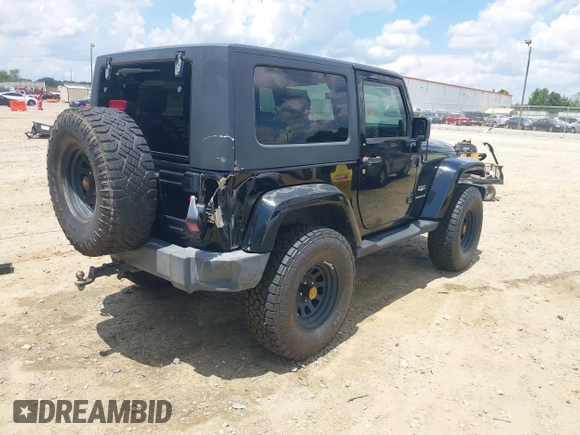✅ 2009 Jeep Wrangler Sahara • VIN: 1J4FA54129L735866 • Lot: 42747776. Wystawiony na IAAI z przebiegiem 237 009 mil. Bezpłatny archiwum sprzedaży aukcyjnych z USA i szczegółowy raport historii pojazdu na DreamBid. Zdjęcie 4.