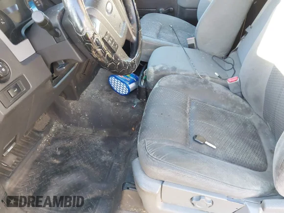 ✅ 2013 Ford F-150 XL • VIN: 1FTMF1CM1DKE05220 • Lot: 44198126. Listed on IAAI with 152,333 mi. Free auction sales archive from the USA and detailed vehicle history report at DreamBid. Image 6.