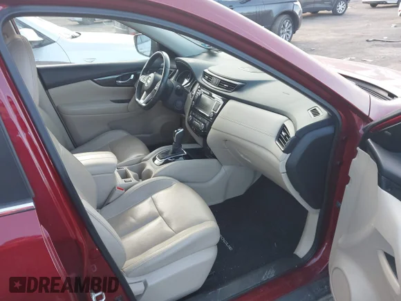 ✅ 2018 Nissan Rogue SV • VIN: 5N1AT2MV5JC847704 • Lot: 44231469. Wystawiony na IAAI z przebiegiem 236 904 mil. Bezpłatny archiwum sprzedaży aukcyjnych z USA i szczegółowy raport historii pojazdu na DreamBid. Zdjęcie 5.