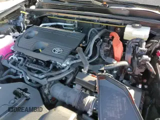 ✅ 2025 Toyota Crown XLE • VIN: JTDACAAJ1S3016721 • Лот: 90036565. Опубликован ранее на Copart с пробегом 2 089 миль. Бесплатный доступ к архиву аукционных продаж из США и подробный отчёт об истории автомобиля на DreamBid. Изображение 13.