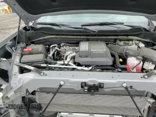 ✅ 2025 Chevrolet Silverado 1500 • VIN: 3GCUKHE80SG133333 • Лот: 66640915. Опубликован ранее на Copart с пробегом 13 203 миль. Бесплатный доступ к архиву аукционных продаж из США и подробный отчёт об истории автомобиля на DreamBid. Изображение 14.