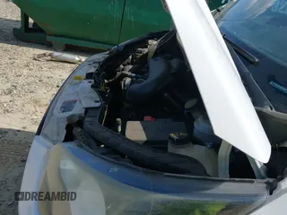 ✅ 2016 Ford Transit Cargo • VIN: 1FTYE1YM8GKB15462 • Lot: 43051831. Wystawiony na IAAI z przebiegiem 349 234 mil. Bezpłatny archiwum sprzedaży aukcyjnych z USA i szczegółowy raport historii pojazdu na DreamBid. Zdjęcie 19.