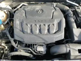 ✅ 2021 Volkswagen Passat SE • VIN: 1VWSA7A39MC014598 • Lot: 92378085. Wystawiony na Copart z przebiegiem 126 167 mil. Bezpłatny archiwum sprzedaży aukcyjnych z USA i szczegółowy raport historii pojazdu na DreamBid. Zdjęcie 13.