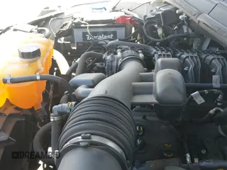 ✅ 2018 Ford F-150 XL • VIN: 1FTMF1CB3JKD97454 • Lot: 43254253. Wystawiony na IAAI z przebiegiem 128 528 mil. Bezpłatny archiwum sprzedaży aukcyjnych z USA i szczegółowy raport historii pojazdu na DreamBid. Zdjęcie 19.