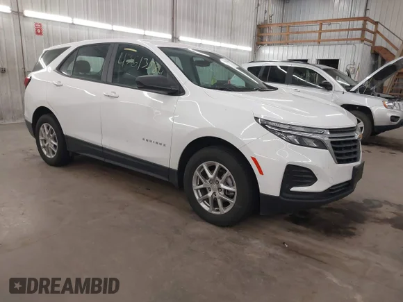 ✅ 2022 Chevrolet Equinox LS • VIN: 2GNAX5EV0N6113714 • Лот: 43613584. Опубліковано раніше на IAAI з пробігом 62 484 миль. Безкоштовний доступ до архіву аукціонних продажів зі США та докладний звіт про історію автомобіля на DreamBid. Зображення 1.